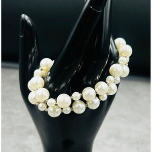 Vintage 80s 90s Faux Pearl Cluster Stretch Bracelet Elegant Bridal Chic